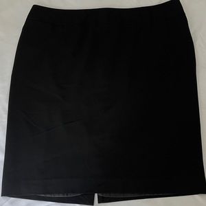 Size 22W Mossimo black pencil skirt size